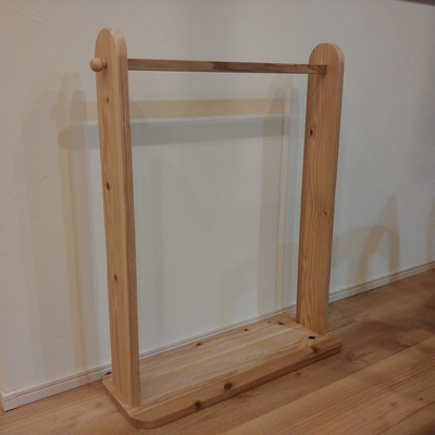 ハンガーラック　子供用