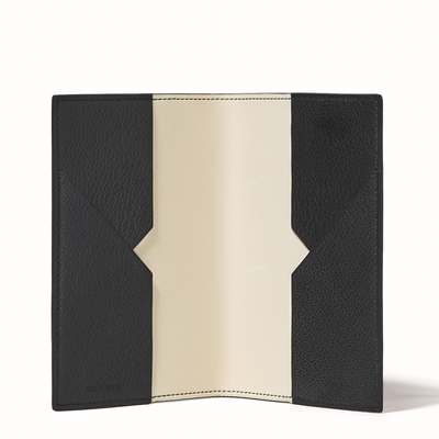 パスポートケース　(ブラックｘホワイトサンド)