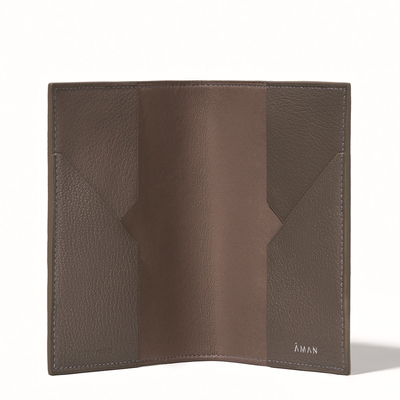 パスポートケース　(モノグラムｘアマングレー)