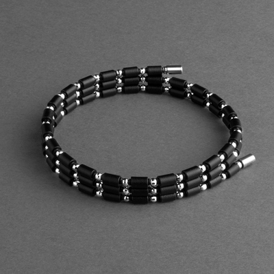 コアフォースループ　K14ホワイトゴールド　ブラック