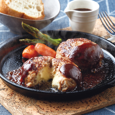 宮崎県産合挽き肉のチーズ入り生ハンバーグ　47B-345