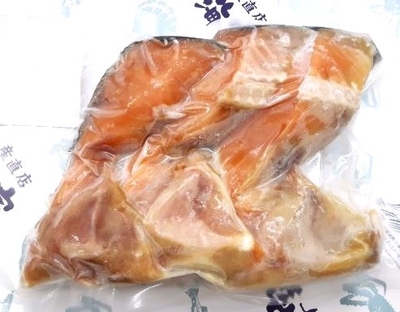 鮭山漬けカマ３切