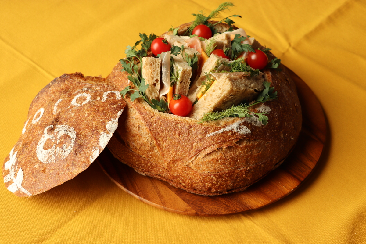 完全受注生産】お祝いカンパーニュ | coronwebshop