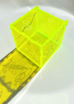 ゼラチナスチューブ型ダイスボックス