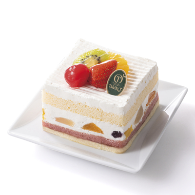 E-3＜新宿高野＞フルーツショート