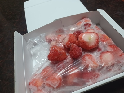 冷凍イチゴ(2kg)