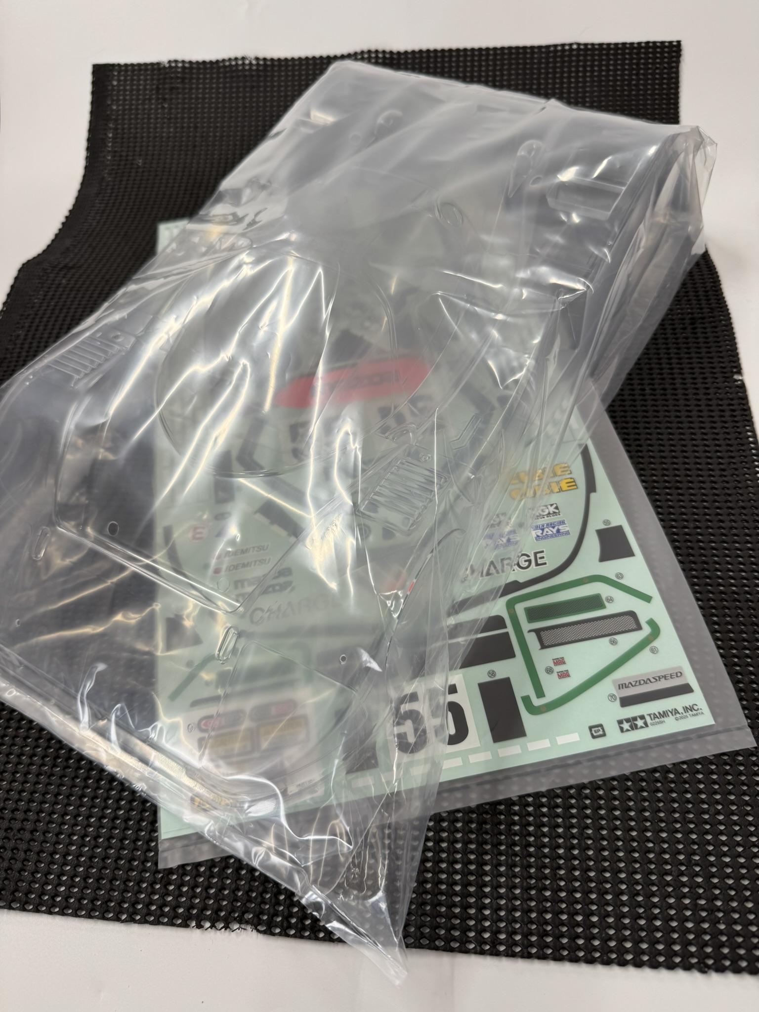 新品！タミヤ レナウン マツダ787B スペアボディーセット