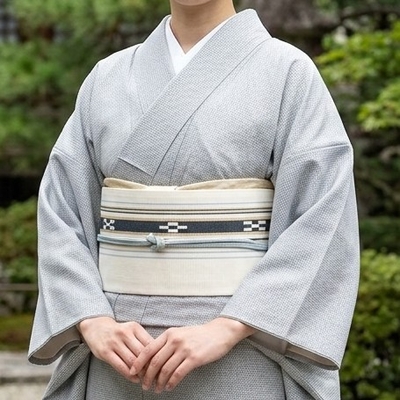 八重山ミンサー ヤタラ白紺 半幅帯 ｜みんさー工芸館