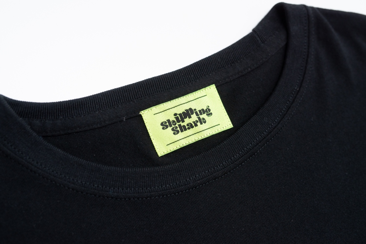 skipping logo tshirt | スキッピングシャーク