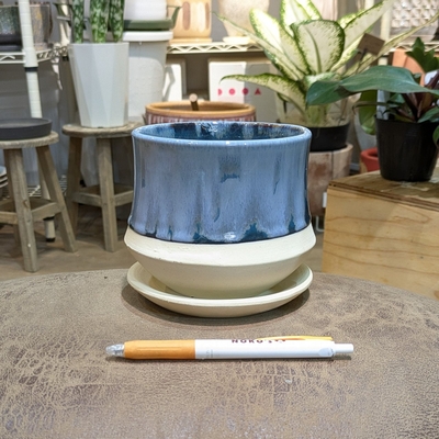 【 517 】内径 約10.5cm 高さ 約10cm  (受皿付・鉢底穴あり)