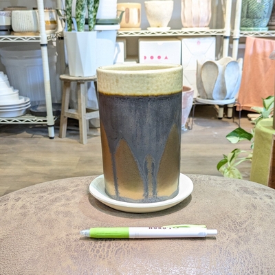 《 277 》内径 約8cm 高さ 約15cm (受皿付・鉢底穴あり)