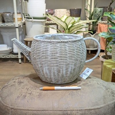 〖 271 〗 内径 約17cm　高さ 約17cm 幅(持ち手～注ぎ口) 約35cm