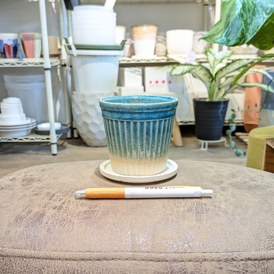 《 305 》内径 約8cm 高さ 約8.5cm (受皿付・鉢底穴あり)