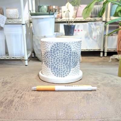 【 623 】内径 約9cm 高さ 約9cm (受皿付・鉢底穴あり)