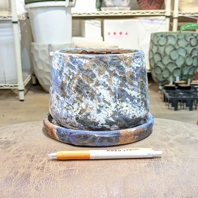 【 646 】内径 約11cm 高さ 約11cm (受皿付・鉢底穴あり)