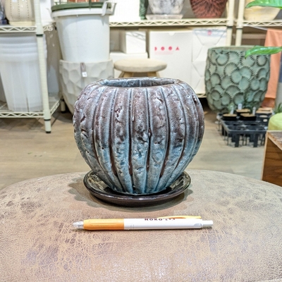 【 650 】内径 約9cm 高さ 約13cm (受皿付・鉢底穴あり)