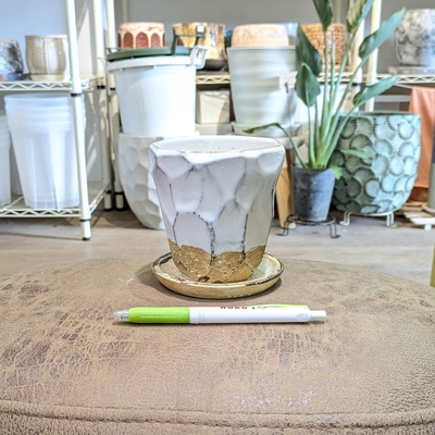 【 653 】内径 約9cm 高さ 約10cm (受皿付・鉢底穴あり)