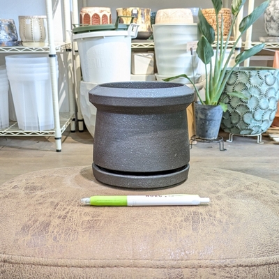 【 662 】内径 約10.5cm 高さ 約11cm (受皿付・鉢底穴あり)