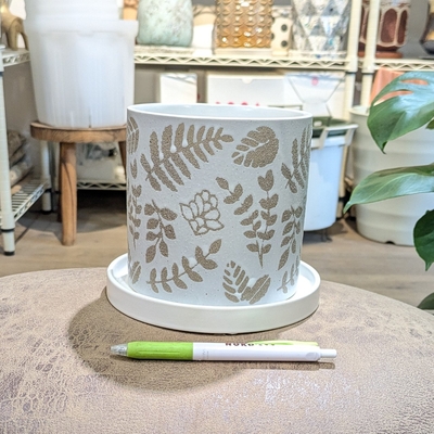 【 786 】内径 約13cm 高さ 約13cm (受皿付・鉢底穴あり)