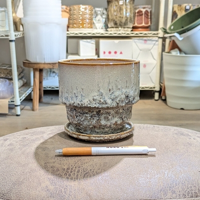 【 796 】内径 約12cm 高さ 約11cm (受皿付・鉢底穴あり)