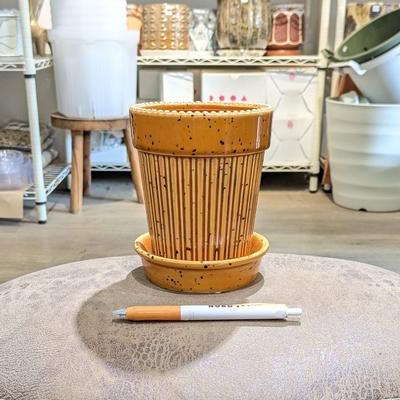 【 797 】内径 約11cm 高さ 約14cm (受皿付・鉢底穴あり)