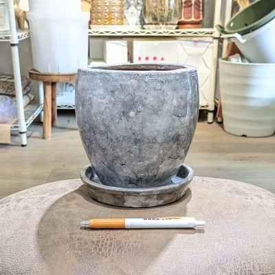 【 801 】内径 約13cm 高さ 約16cm (受皿付・鉢底穴あり)