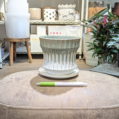 【 859 】内径 約11.5cm 高さ 約11cm (受皿付・鉢底穴あり)