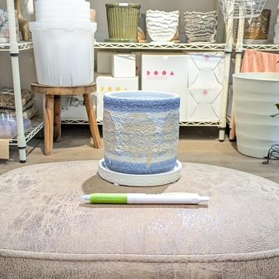 【 899 】内径 約9cm 高さ 約9.5cm (受皿付・鉢底穴あり)