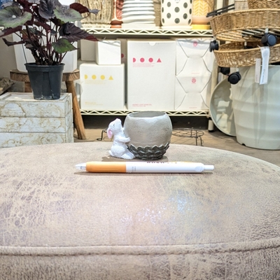 《 435 》【容器部分のみ：内径 約4cm 高さ 約5cm 】横幅 約8cm (受皿無し・鉢底穴あり)