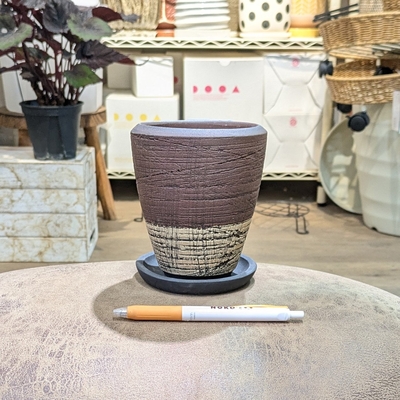 【 27 】内径 約9cm 高さ 約13cm (受皿付・鉢底穴あり)