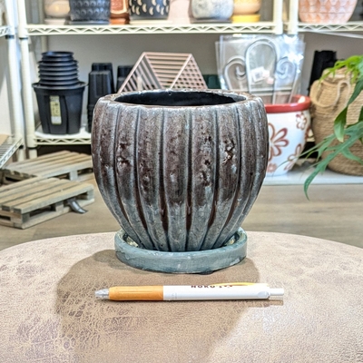 【 139 】内径 約11cm 高さ 約13cm (受皿付・鉢底穴あり)