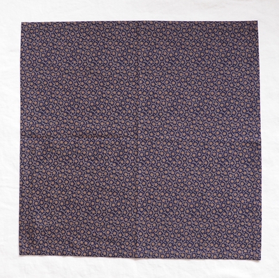 ホームスパン　小花プリント　ハンカチ　#8309　ネイビー