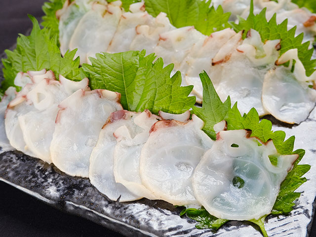 炙った香ばしい香りと旨味「タコ刺身」通販