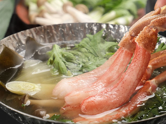生カニだから旨い！贅沢「レアしゃぶ」