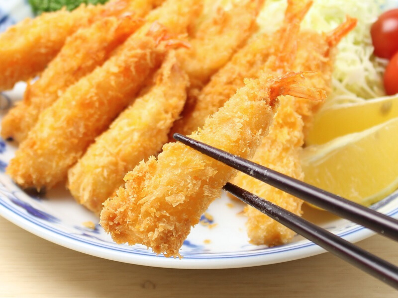 Sサイズのエビフライ。食べやすいサイズ感で、毎日の食卓に