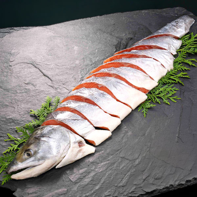「神の魚」新巻鮭姿切身(半身）約900g