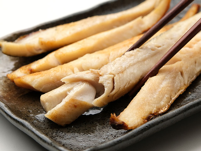 表面は香ばしく、中はホクッ。やみつき食感