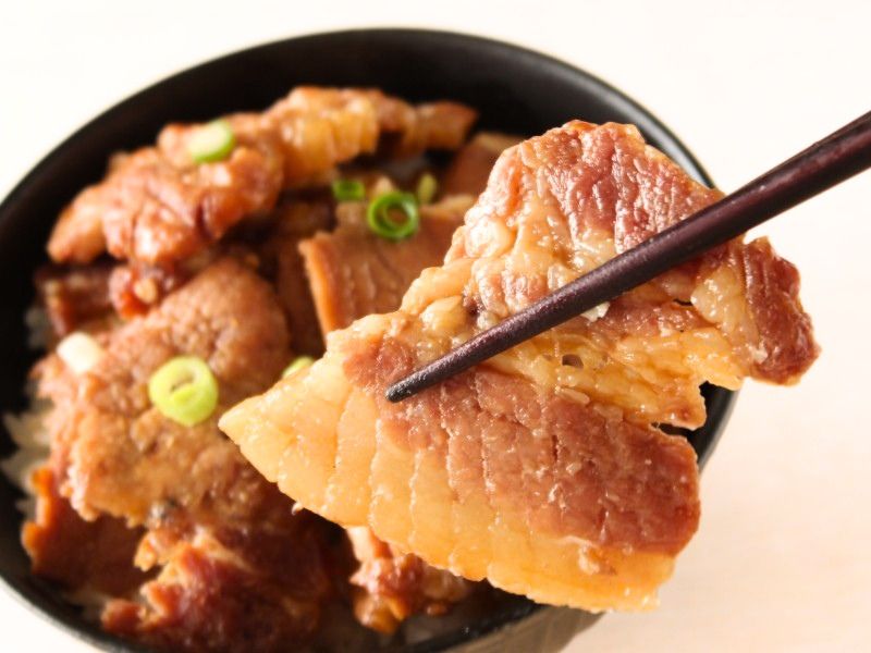 炭火焼で引き立つ、香ばしい味わい