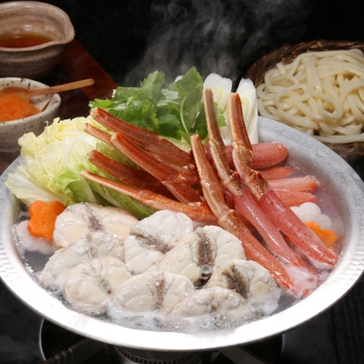 日高昆布で味わう真ふぐとかにのちり鍋
