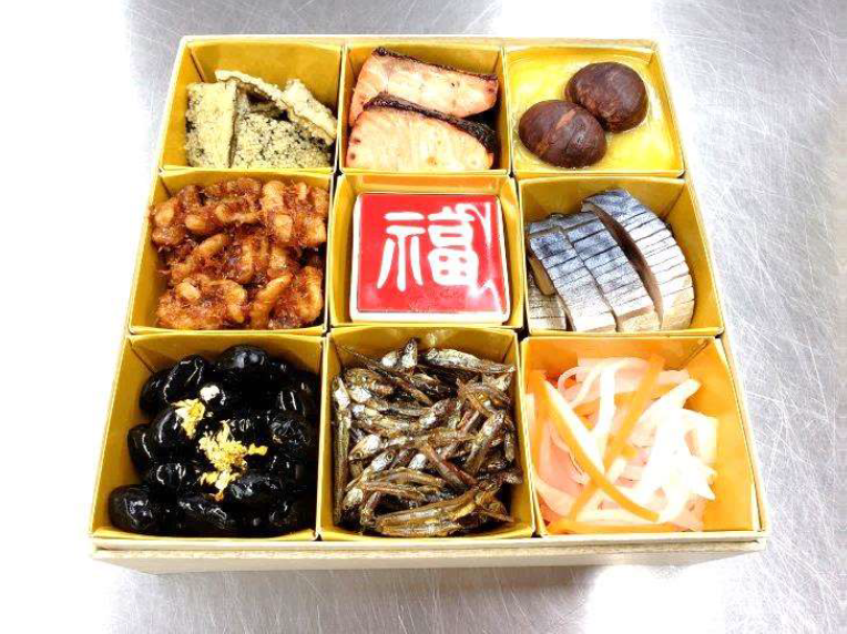 販売終了） 年末限定 謹製生おせち三段重（冷蔵便）【限定100