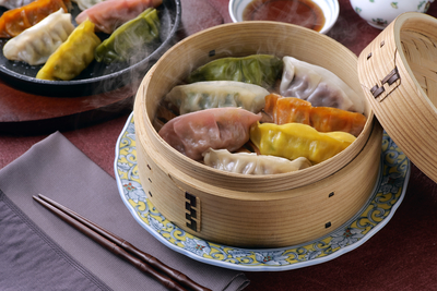 大分「杵築ぎょうざ小春」彩りごちそうぎょうざセット