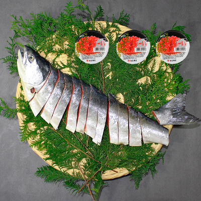 ■SALE■【北海道】紅鮭親子セット〈鮭1.7㎏の半身＋いくら80g×3〉
