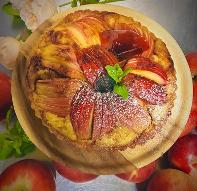 タルト・ポンム（紅玉林檎のタルト16センチホール）