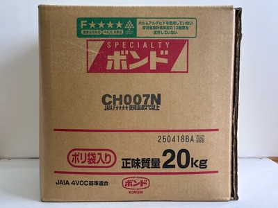 コニシボンドCH007N 20kg　酢酸ビニル樹脂エマルジョン形接着剤　中粘度　安全性を追求した木工用接着剤　一般家具、建具木工用　各種フラッシュパネル製造　木、布、紙同士や相互の接着