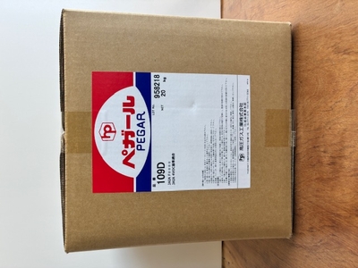 高圧ガス工業 ぺガール109Dフラッシュ用接着剤20kg　業務用　木工用接着剤　超高粘度タイプ　塗布ロール適性　白ボンド