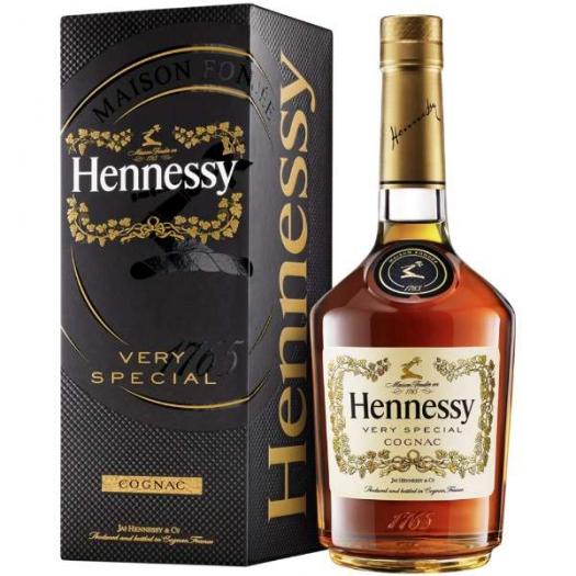 ヘネシーVS 正規 箱入り | 世界の酒リカーズマスター