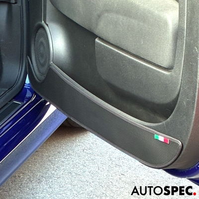 Core OBJ カーボントーン ドアキックガード