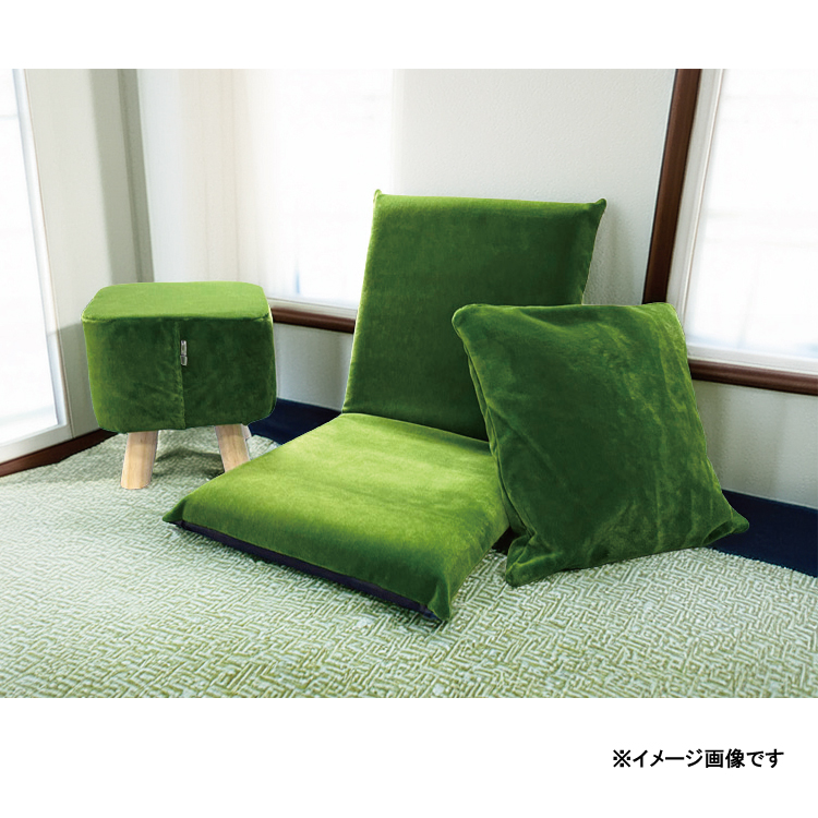 神戸電鉄の座席シートを使用したクッションとモケットスツールとモケット座椅子の画像