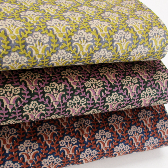 60s綿ローン花柄　ブロックプリント風　Bouquet　106cm巾