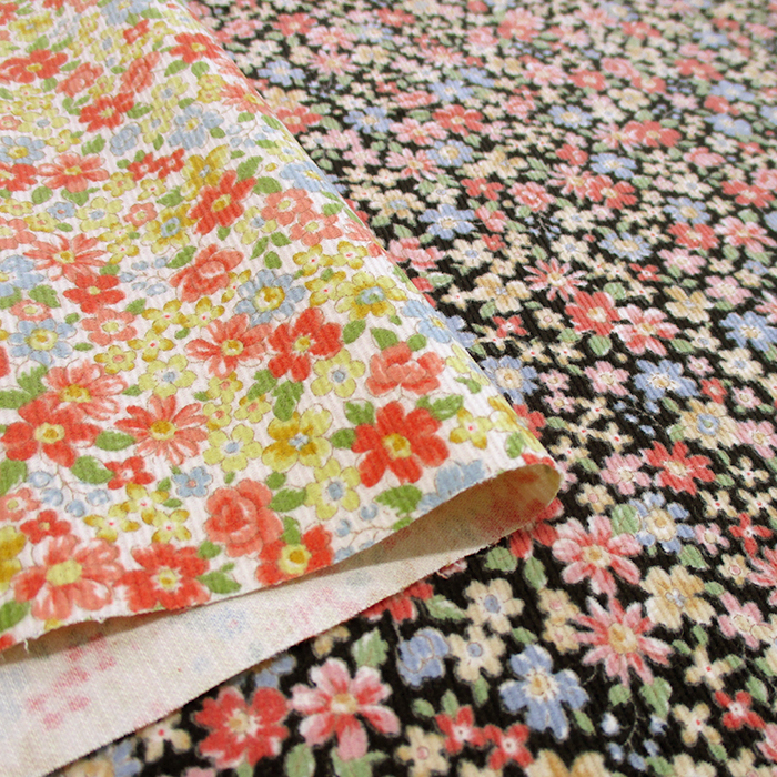 21Wコーデュロイ小花柄　Little Flower　108cm巾